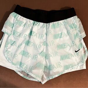 Nike Air Womens 2-in-1 
Green/Black Running Shorts...size XS